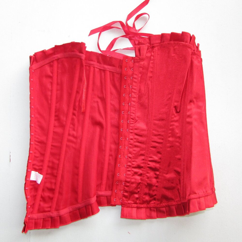 Red Satin Ruffled Corset Set - NEW - Picture 10 of 13